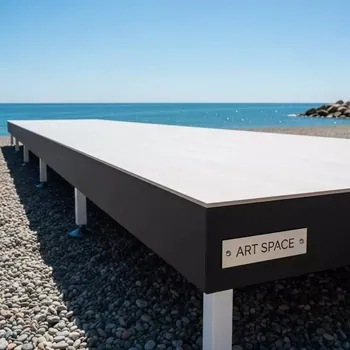 Аренда Подиум для показа мод 10х2 на пляже «Маяк» — ART SPACE