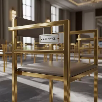 Аренда Стул Лион золото в Panorama by Mercure — ART SPACE