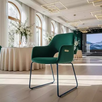 Аренда Стул Париж с подлокотниками велюр велютто каркас RAL в Sport Inn Hotel & Wellness — ART SPACE