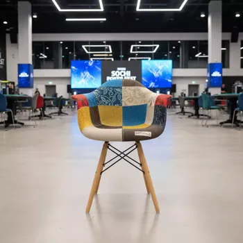 Аренда Кресло Eames DSW пэчворк в Gamma Sirius — ART SPACE