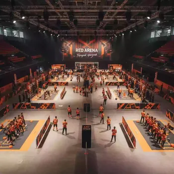 Аренда Тимбилдинг георгиевского цвета в Red Arena — ART SPACE