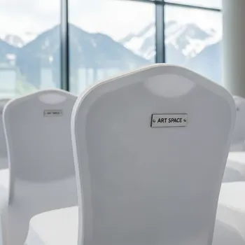 Аренда Чехол 40 журавинка белый в Golden Tulip Rosa Khutor — ART SPACE