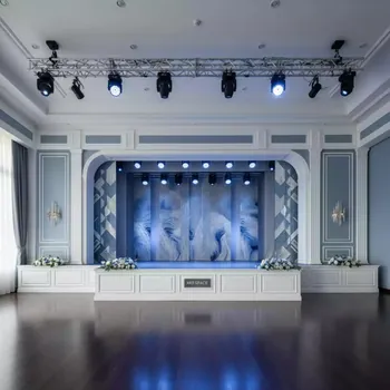 Аренда Подиумы и сцены в Маринс Парк Отеле — ART SPACE