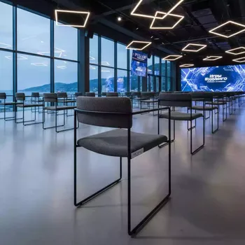 Аренда Стул Bollein букле темно серый в Pullman Sochi Centre — ART SPACE