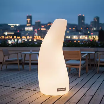 Аренда Светильник напольный уличный LED OUT Cucun Lighting в ресторане «Сыроварня» — ART SPACE