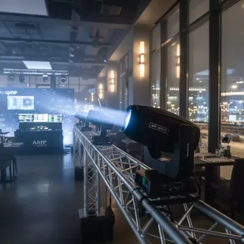 Аренда Прибор световой сценический Rexus MH 240 в ресторане «Магеллан» — ART SPACE