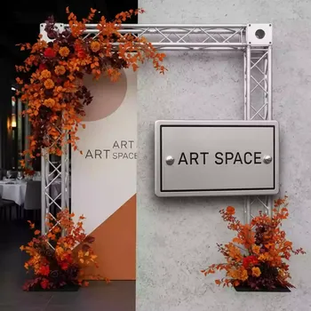 Аренда Стенд поп ап стандартный в ресторане «Sanremo» — ART SPACE