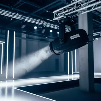 Аренда Вращающаяся голова Anlight ANLT1101 LED SPOT 100 в Маринс Парк Отеле — ART SPACE