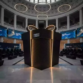 Аренда Конструкция световая глиттерная подарок черная в Сириус Арене — ART SPACE