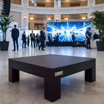 Аренда Журнальный стол из искусственного ротанга YH S4507G gray в Зимнем театре — ART SPACE
