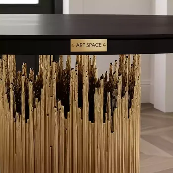Аренда Обеденный стол Geyser черный золотой в Radisson Collection Paradise — ART SPACE