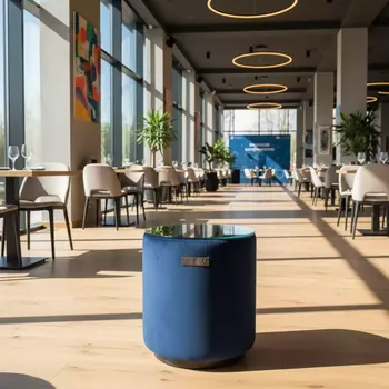 Аренда Пуф стол малый НОРМАН синий с зеркальной столешницей в ресторане «La Terrazza» — ART SPACE