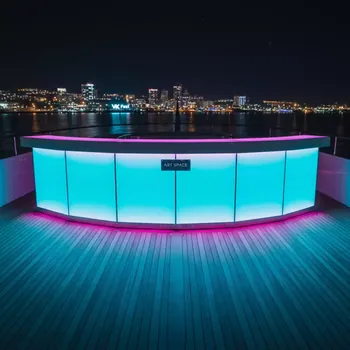 Аренда Стойка барная с подсветкой LED 107х43 см на VIP-яхте (Имеретинский порт) — ART SPACE