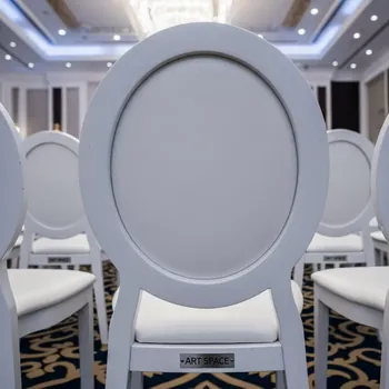 Аренда Стулья Royal Family NICO белый в City Park Hotel Sochi — ART SPACE