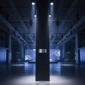 Аренда Колонна Pillar Black в Swissôtel Resort Sochi Kamelia — ART SPACE