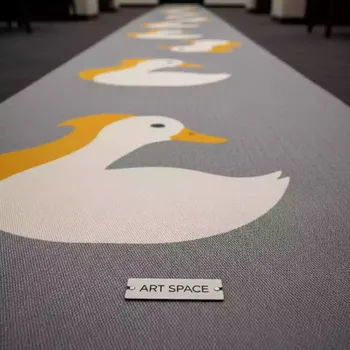 Аренда Дорожка DUCK с узором в Rixos Krasnaya Polyana — ART SPACE