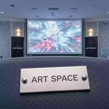 Аренда Проекционный экран UFS 186″ в комплексе Sea Galaxy — ART SPACE