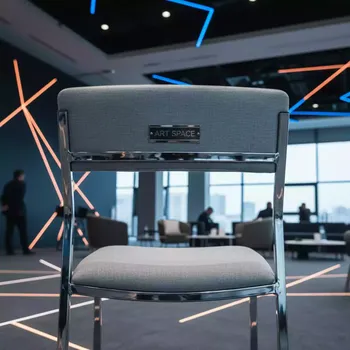 Аренда Стул серебряный ДЮПОН пепельный в Mercure Сочи Центр — ART SPACE