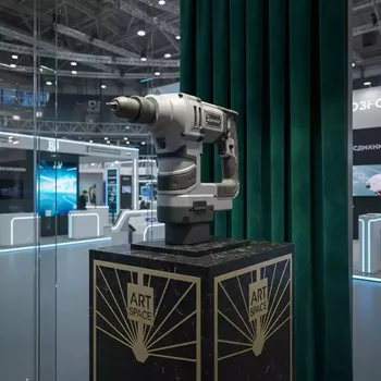 Аренда Перфоратор аккумуляторный бесщеточный INGCO CRHLI202882 в ледовом дворце «Большой» — ART SPACE