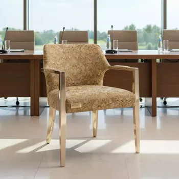 Аренда Стул Хит жаккард вояж беж золото каркас шампань в Radisson Collection Paradise — ART SPACE