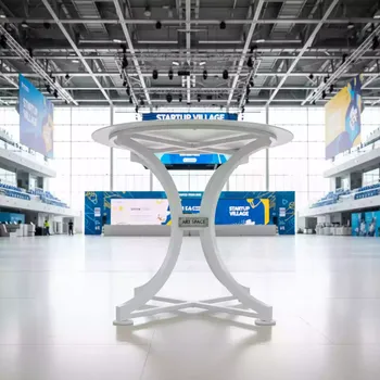 Аренда Подстолье 4019W белое в ледовом дворце «Роза Хутор» — ART SPACE