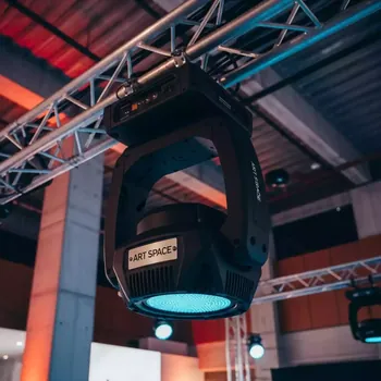 Аренда Прибор световой LED PAR Involight LEDPAR 640 в Sochi Marriott Krasnaya Polyana — ART SPACE