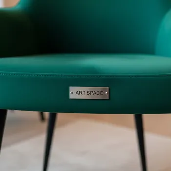 Аренда Стул Easy изумрудный в отеле «Богатырь» — ART SPACE