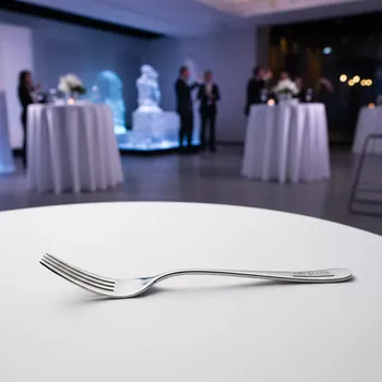 Аренда Вилки для торта Etoile в ледовом дворце «Роза Хутор» — ART SPACE