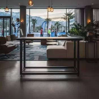 Аренда Подстолье металлическое барное двойное Tripe Double в Mövenpick Hotel — ART SPACE