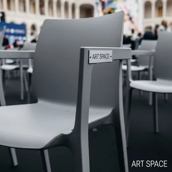 Аренда Стул EpokS серый New пластик в ледовом дворце «Роза Хутор» — ART SPACE