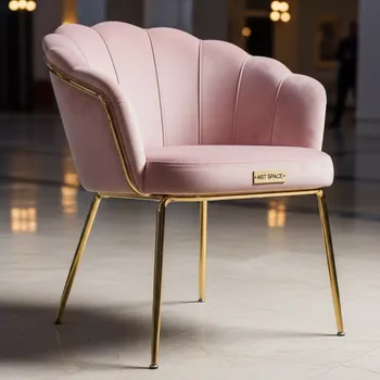 Аренда Стул мягкий Deco Flare велюр металл золото светло розовый в Rodina Grand Hotel & SPA — ART SPACE