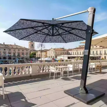 Аренда Зонт Banana диаметр 3,5 м в ресторане «La Terrazza» — ART SPACE