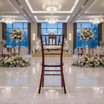 Аренда Стул Chiavari красное дерево в отеле Hyatt Regency Sochi — ART SPACE