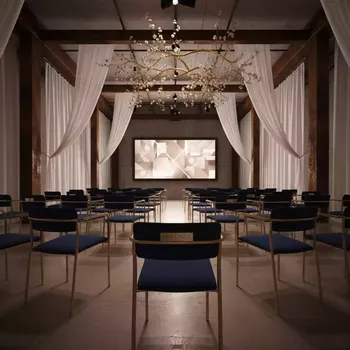 Аренда Стулья Наполеон золотой каркас синее сиденье в Mantera Supreme — ART SPACE