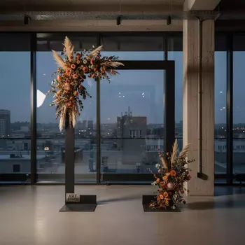 Аренда Арка свадебная П образная в ресторане «Магадан» — ART SPACE