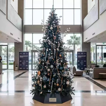 Аренда Елка искусственная 360 см в отеле Radisson Lazurnaya — ART SPACE