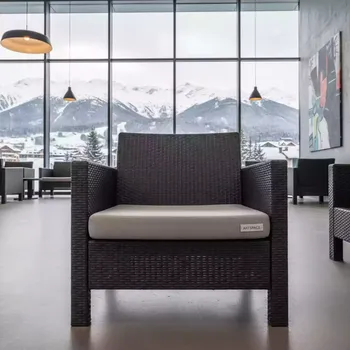 Аренда Кресло пластиковое плетеное California с подушкой в Radisson Hotel Rosa Khutor — ART SPACE