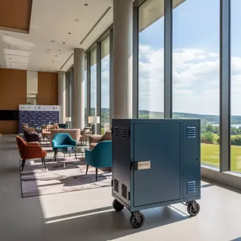 Аренда Сейф тележка AVer C30u для зарядки в Rodina Grand Hotel & SPA — ART SPACE