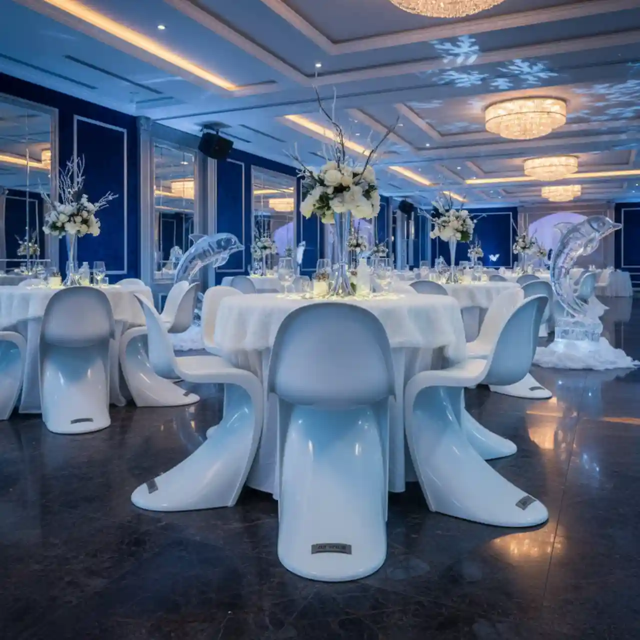 Стул пластиковый полубарный Air Bar