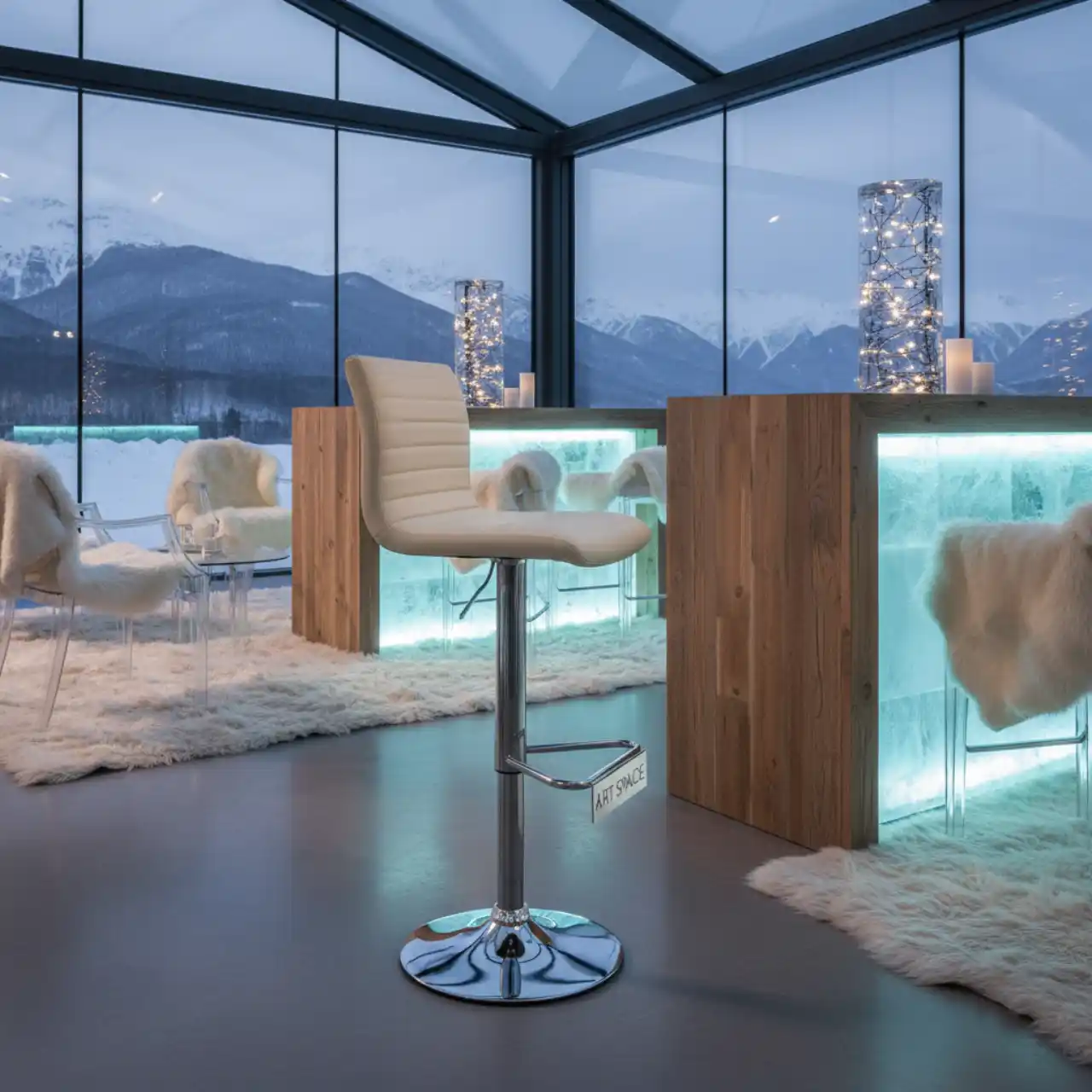 Стул барный экокожа кремовая Berlin