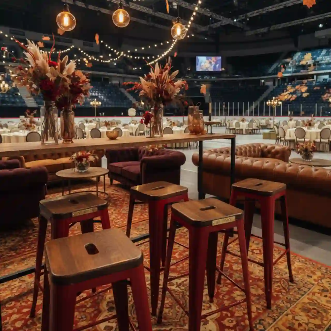 Стул барный красный глянцевый Tolix Wood