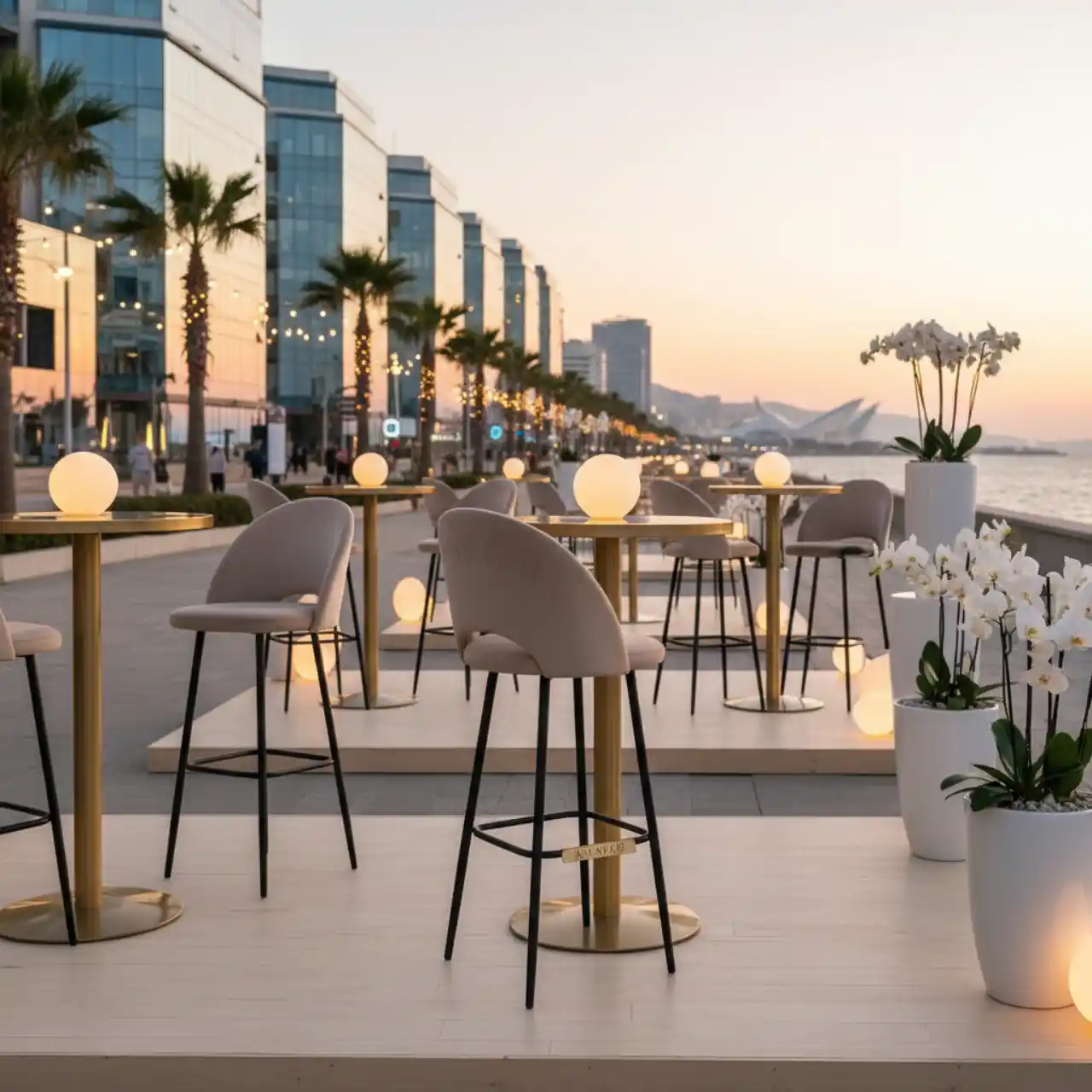 Стул барный Mars бежевый велюр черный каркас