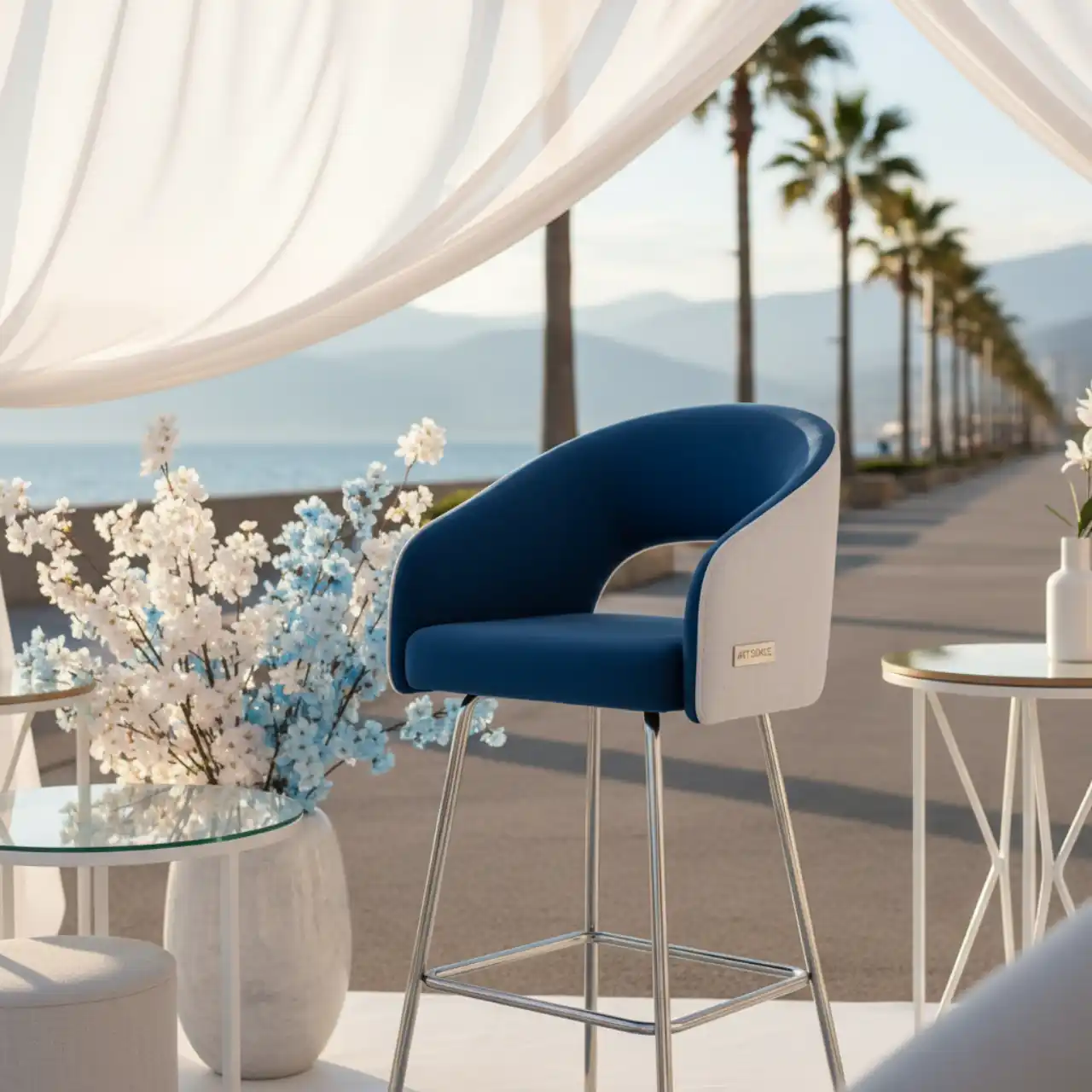 Барный стул Маллин голубой велюр Curtier ocean белый Curtier linen металлические ножки