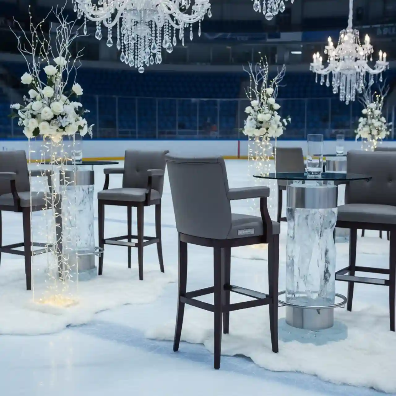 Барный стул Лагер с подлокотниками серая кожа