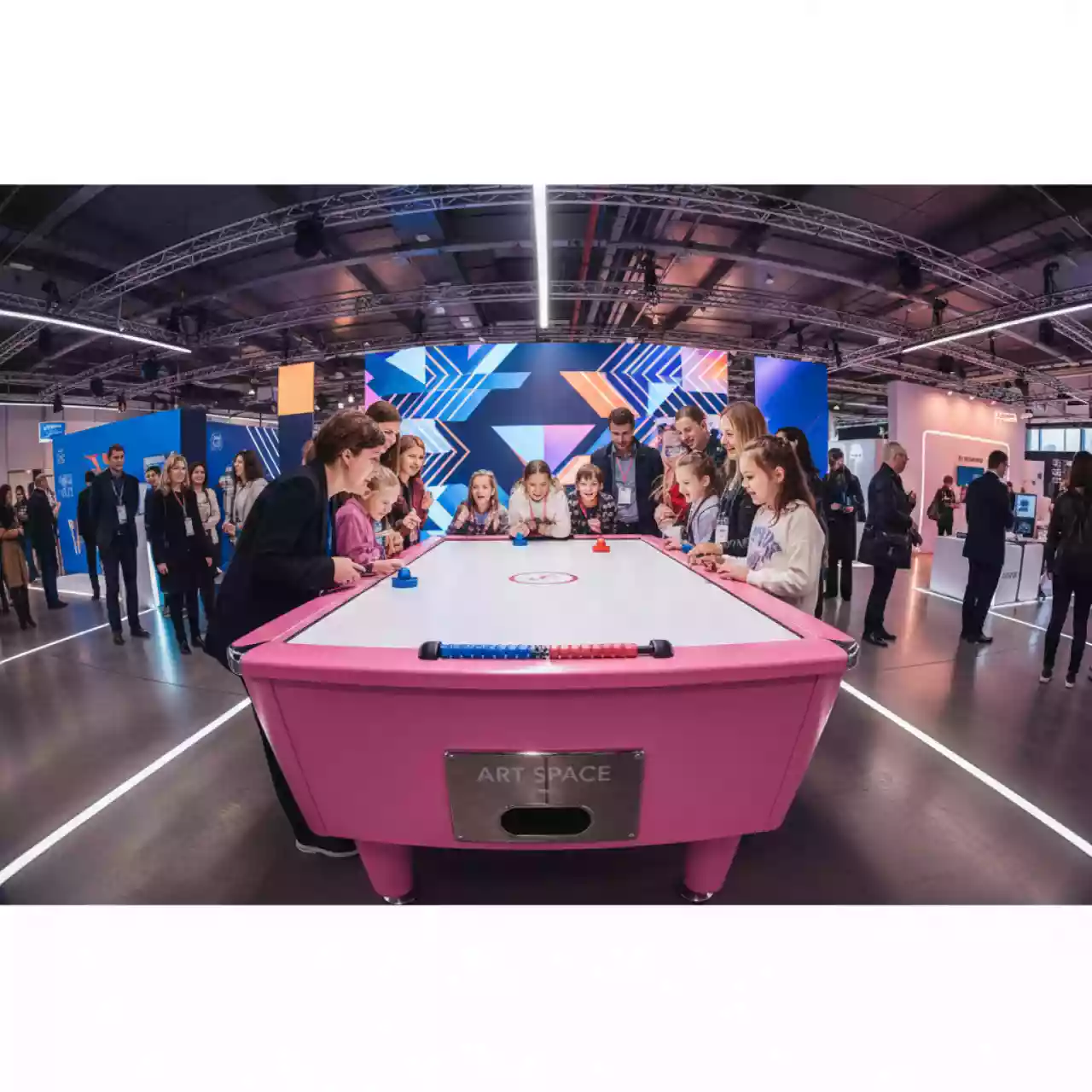 Аренда Аэрохоккей розовый в Imeretinskiy Hotel — ART SPACE
