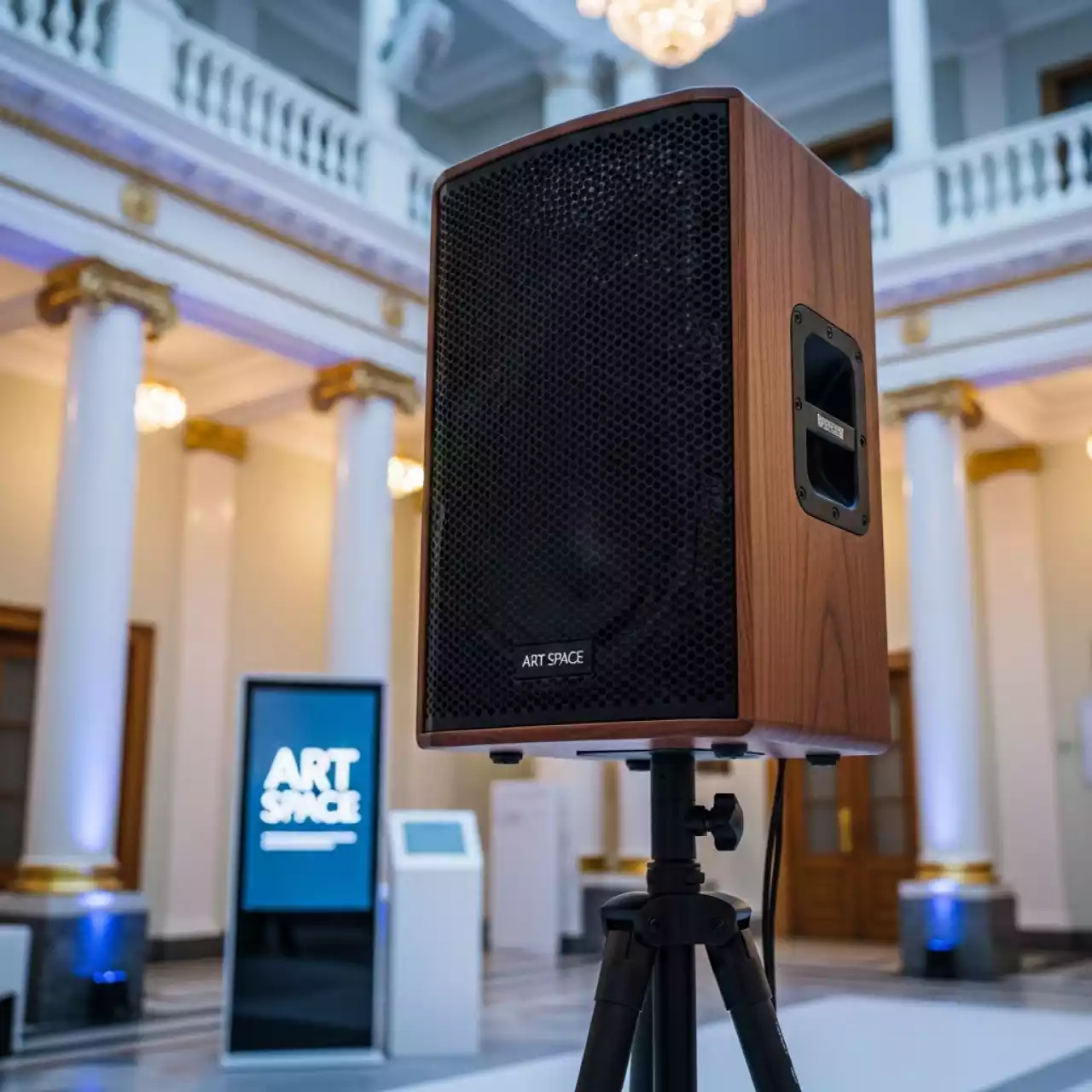 Аренда Акустическая система JBL SRX 812P в санатории «Сочи» — ART SPACE