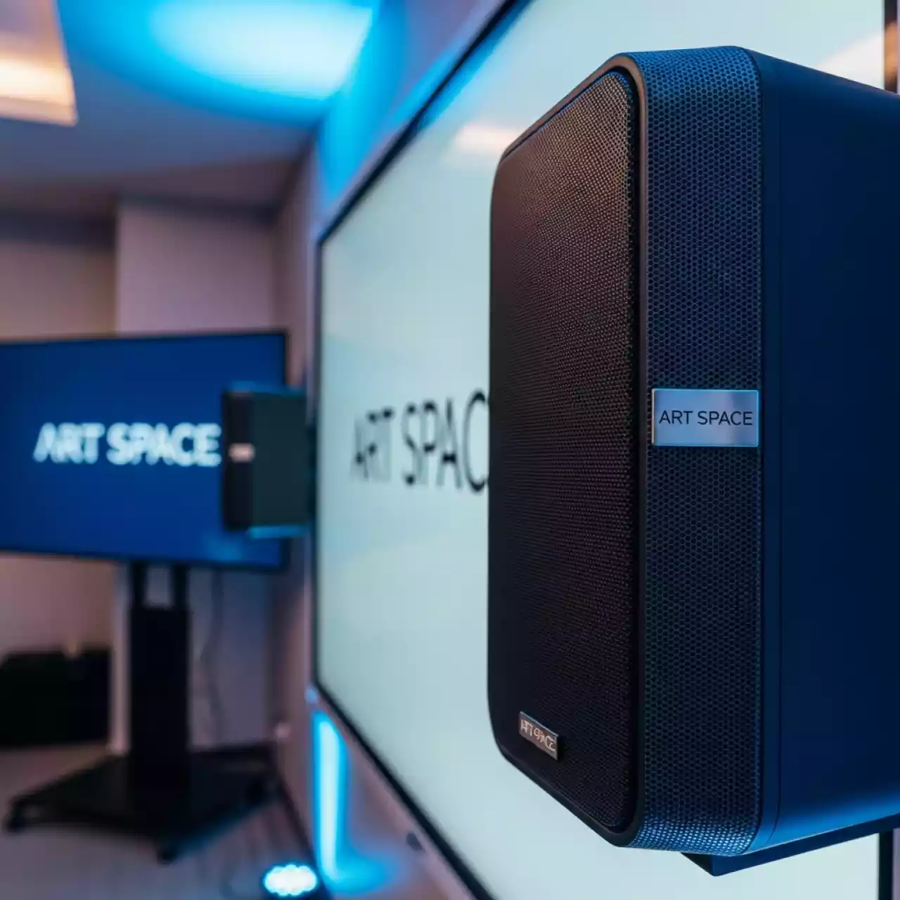 Аренда Акустика IQBoard IQSound SP101AX VX02B для интерактивных досок в Imeretinskiy Hotel — ART SPACE