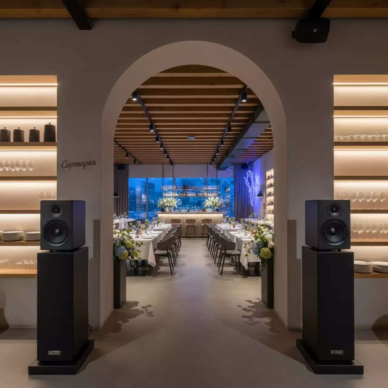 Аренда Акустика пассивная в ресторане «Сыроварня» — ART SPACE