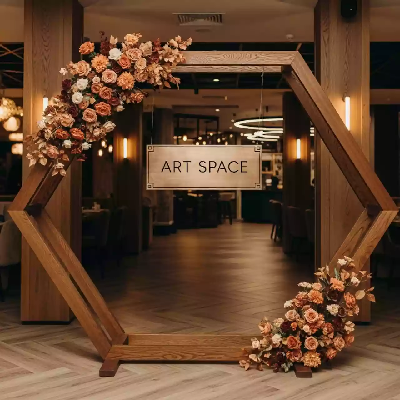 Аренда Арка сота из дерева в ресторане «Баран-Рапан» — ART SPACE