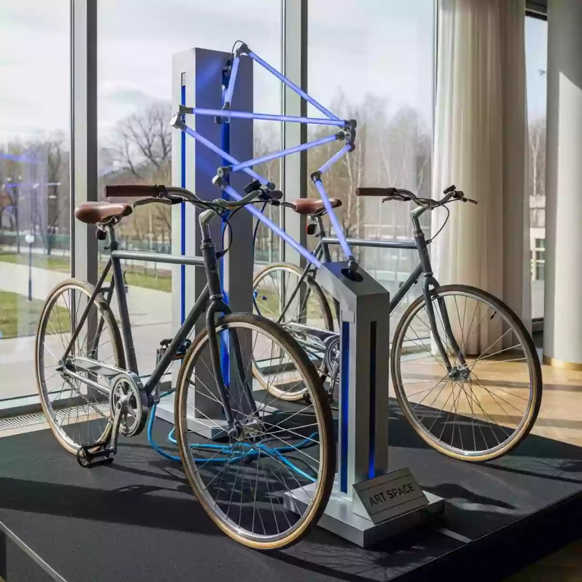 Аренда Аттракцион Велобум в ресторане «Высота 5642» — ART SPACE